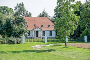 Фотографии Мини-отель Dwór Gogolewo nad Wartą г. Książ Wielkopolski (Польша) №1 Фото Мини-отель Dwór Gogolewo nad Wartą г. Książ Wielkopolski 1